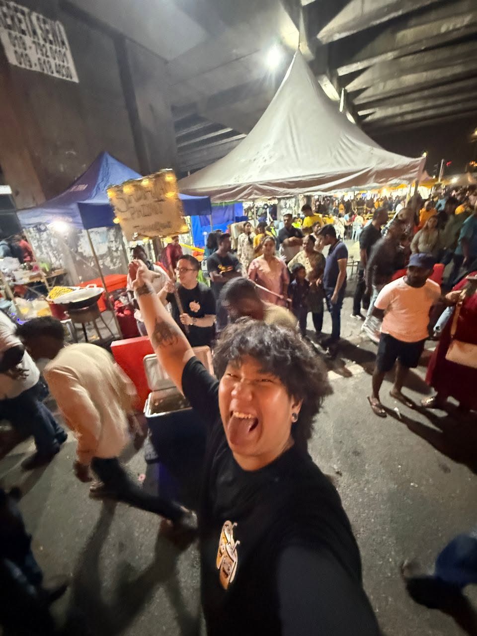 A joyful Sadaiyan Paiyan celebration in the Thaipusam crowd